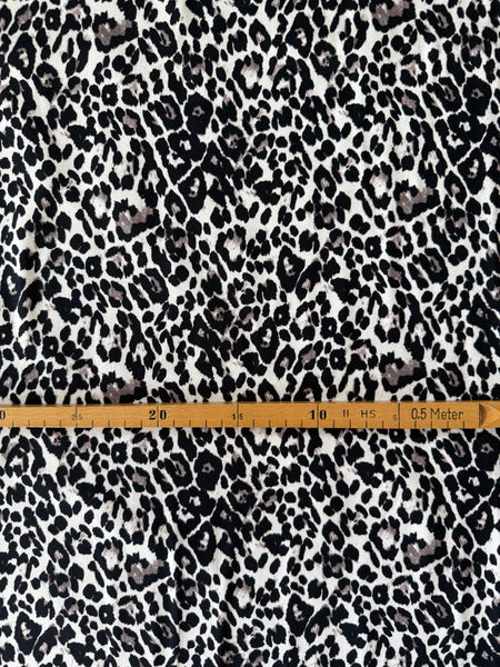 Baumwoll Jersey "Leo Black and Whit"