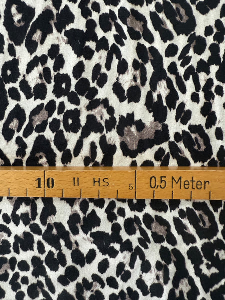 Baumwoll Jersey "Leo Black and Whit"